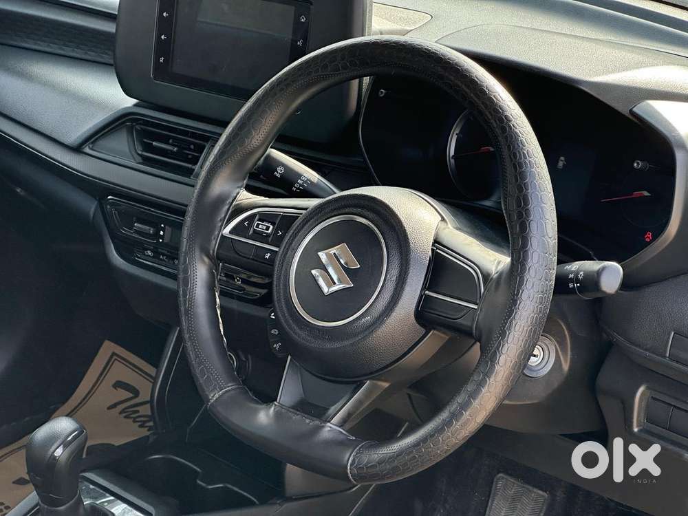 Maruti Suzuki Swift Zxi Plus Amt Dual Tone, 2025, Petrol
