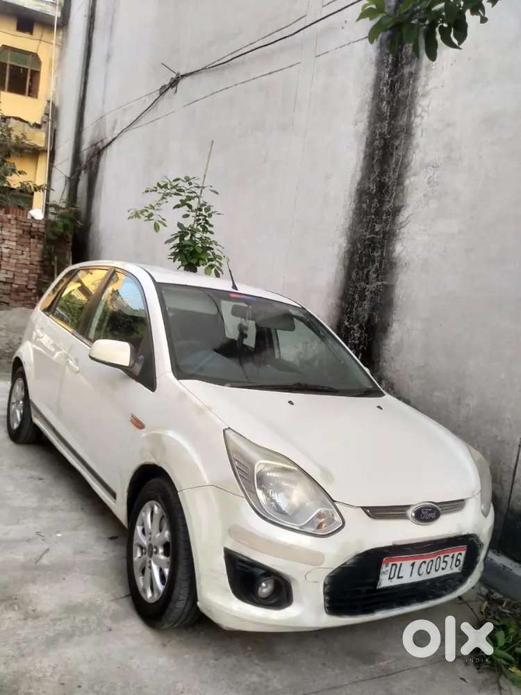 Ford Figo Petrol 1.2 Manual 2013