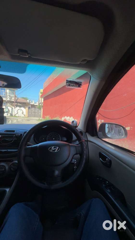 Hyundai Petrol Manual 2011