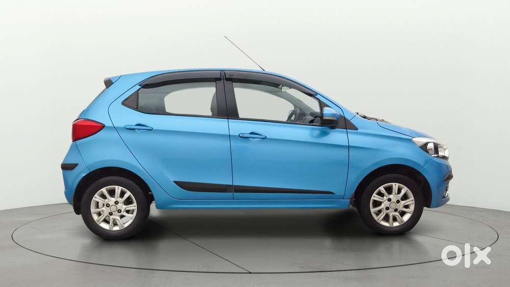 Tata Tiago 1.2 Revotron Xza, 2017, Petrol