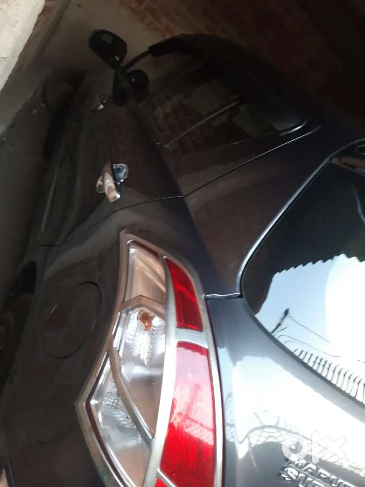 Maruti Suzuki Swift 2018 Petrol 80000 Km Driven