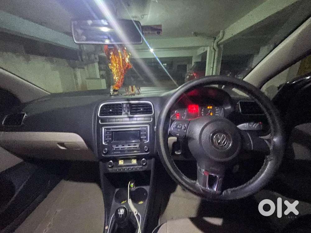 Volkswagen Polo 2014 Petrol 101409 Km Driven