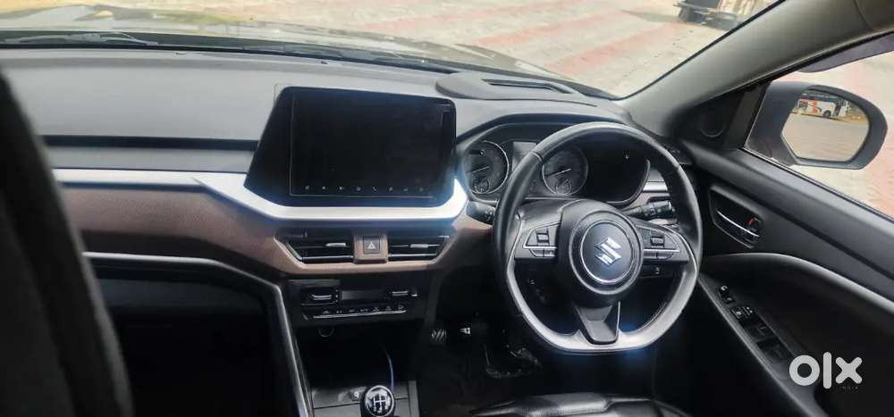 Maruti Suzuki Brezza Hybrid 2023 Dual Tone