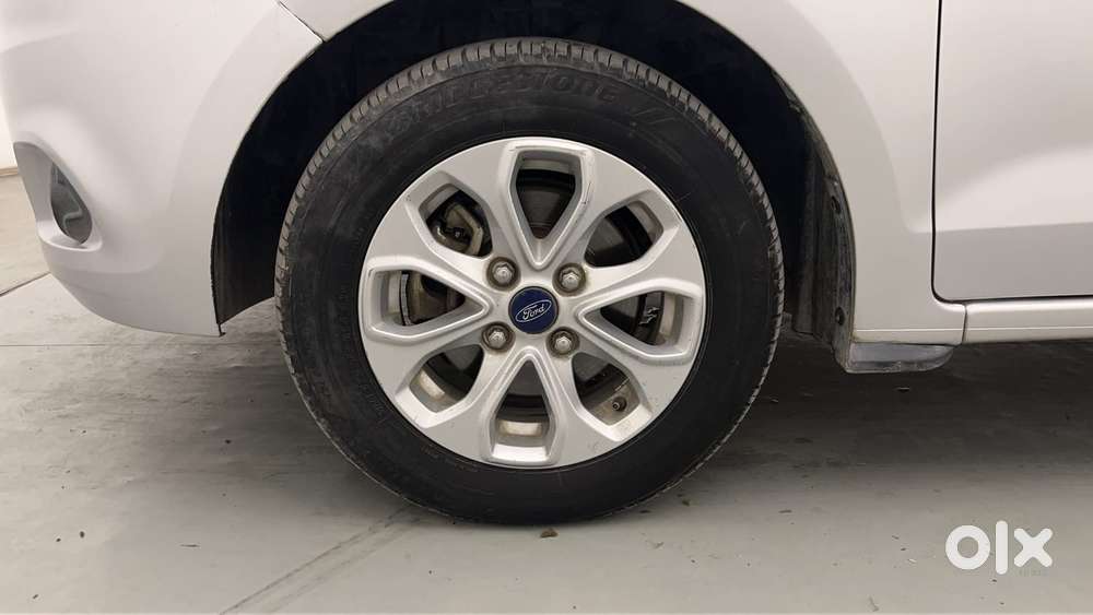 Ford Figo Aspire Titanium, 2016, Petrol