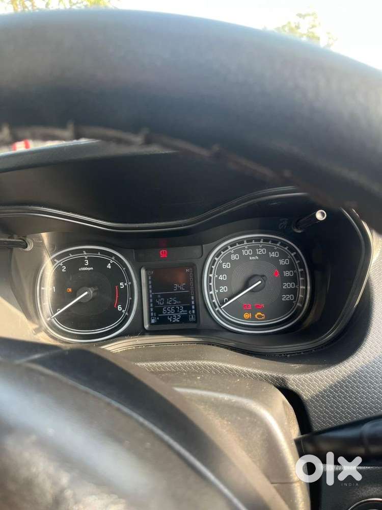 Maruti Suzuki Brezza 2016 Diesel Well Maintained