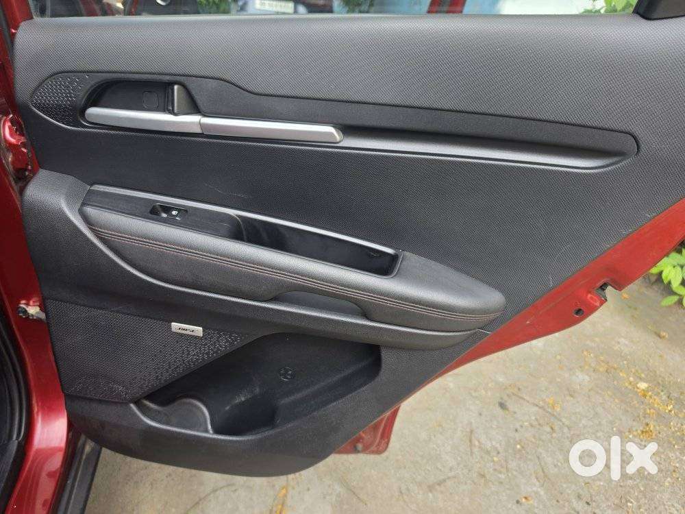 Kia Sonet Gtx Dct, 2021, Petrol