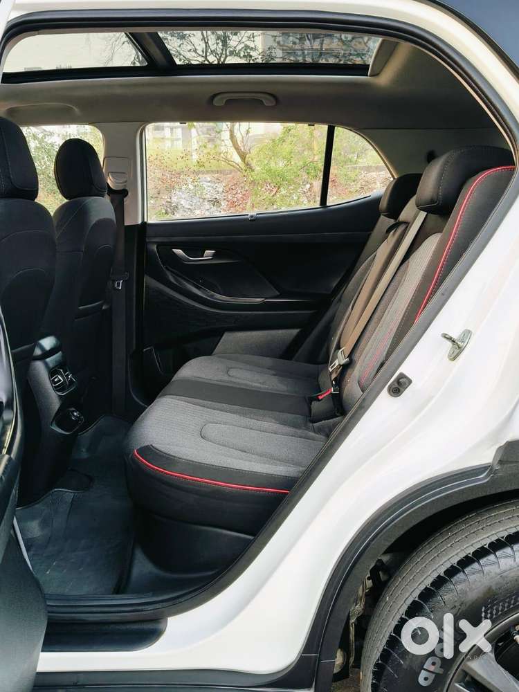 Hyundai Creta 1.5 S Plus Knight Petrol Dual Tone, 2023, Petrol