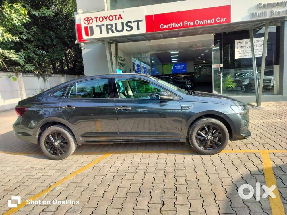 Skoda Slavia Sportline 1.0l Tsi Mt, 2025, Petrol