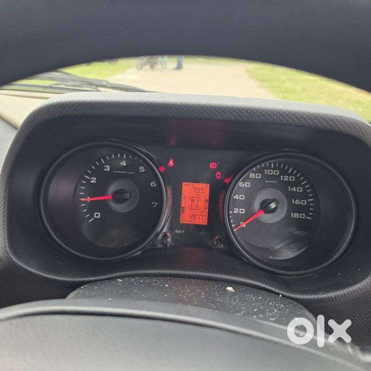 Mahindra Tuv 300 T6 Plus, 2019, Diesel