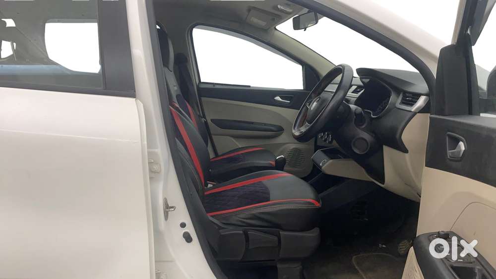 Renault Triber Rxz Easy-r Amt, 2022, Petrol