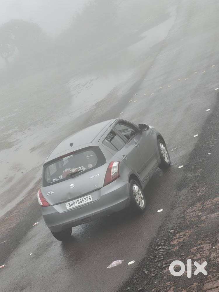 Maruti Suzuki Swift Zxi, 2013, Petrol