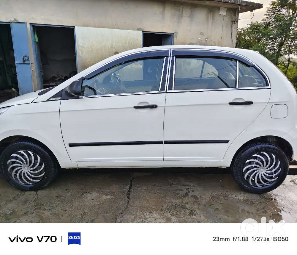 Tata Indica Vista Terra 2011