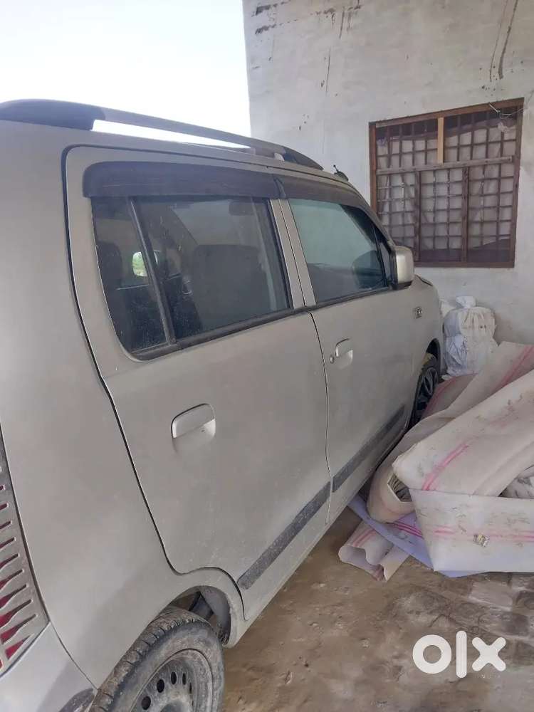 वेगनर 2010 मॉडल पेट्रोल प्लस सीएनजी