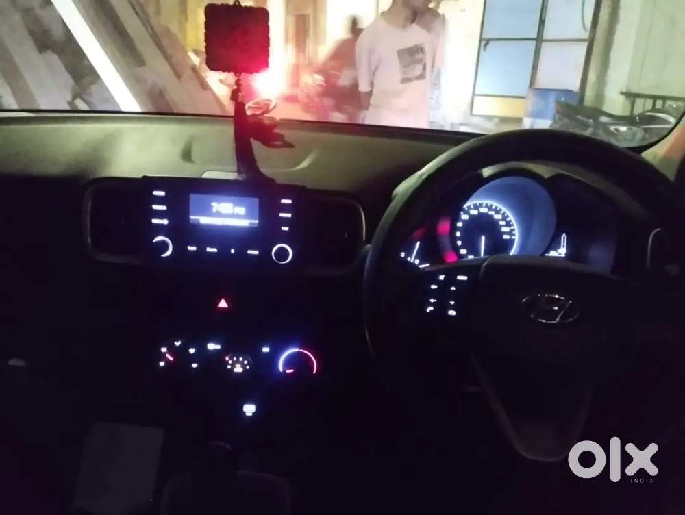 Hyundai Venue Dec 2020 Petrol Good Condition