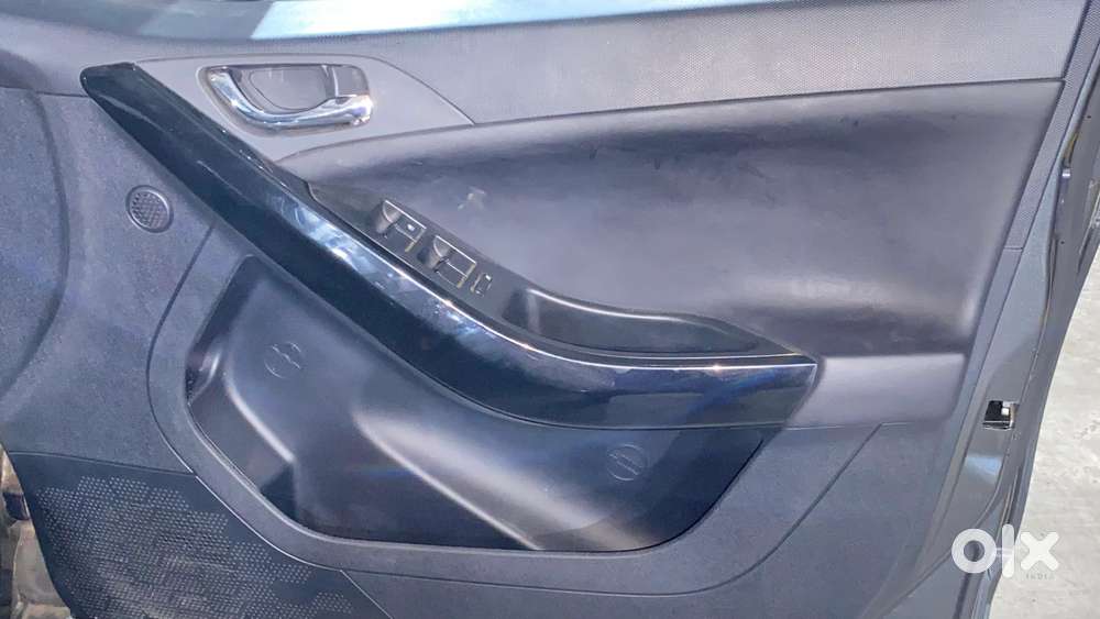 Tata Nexon Fearless Plus S Purple 1.2 Revotron Petrol 7dca Dual Tone..