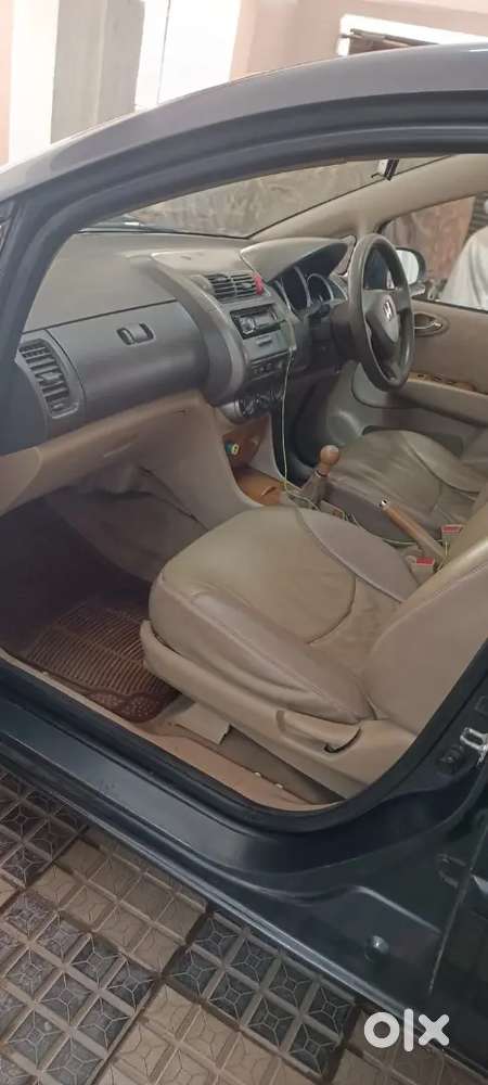 Honda City 2004 Petrol Well Maintained