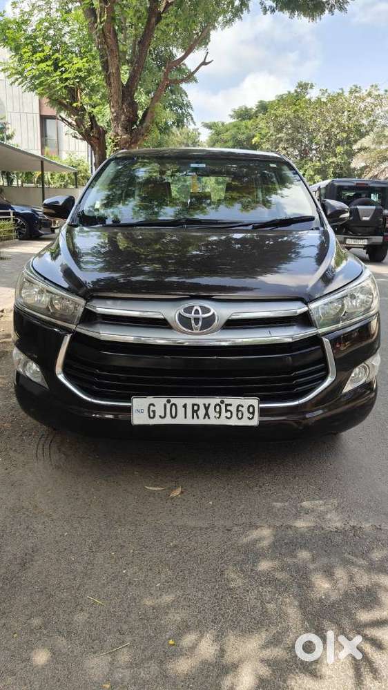 Toyota Innova Crysta 2.4 Gx Mt 8s, 2017, Diesel