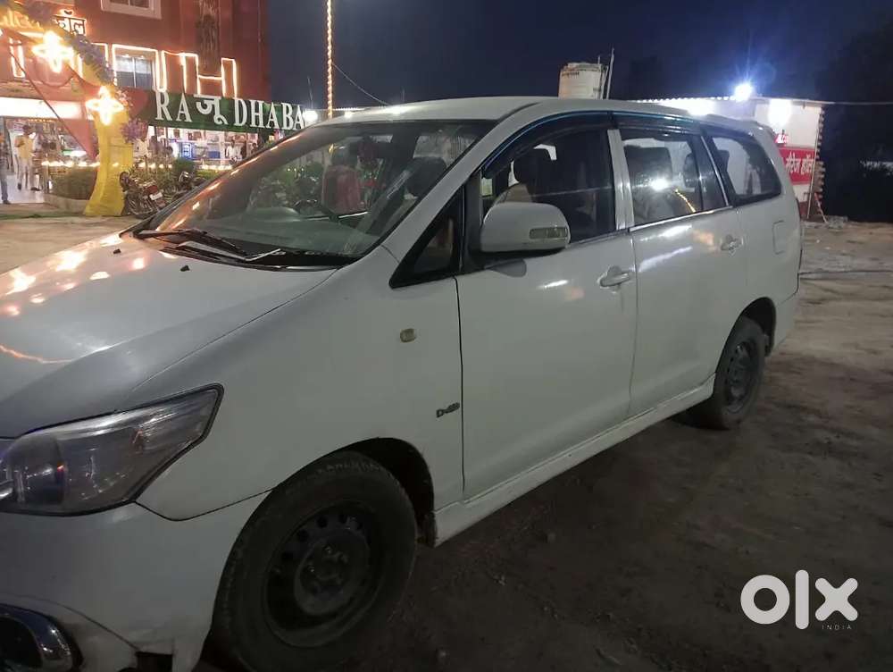 Toyota Innova 2012 Diesel 137000 Km Driven..