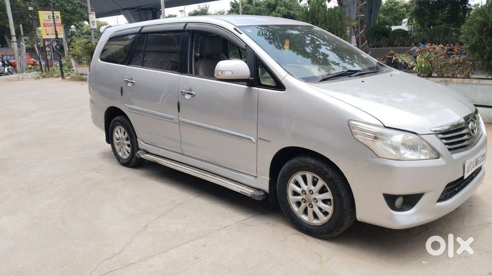Toyota Innova 2.5 V 7 Str, 2013, Diesel