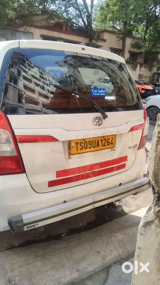 Toyota Innova 2014