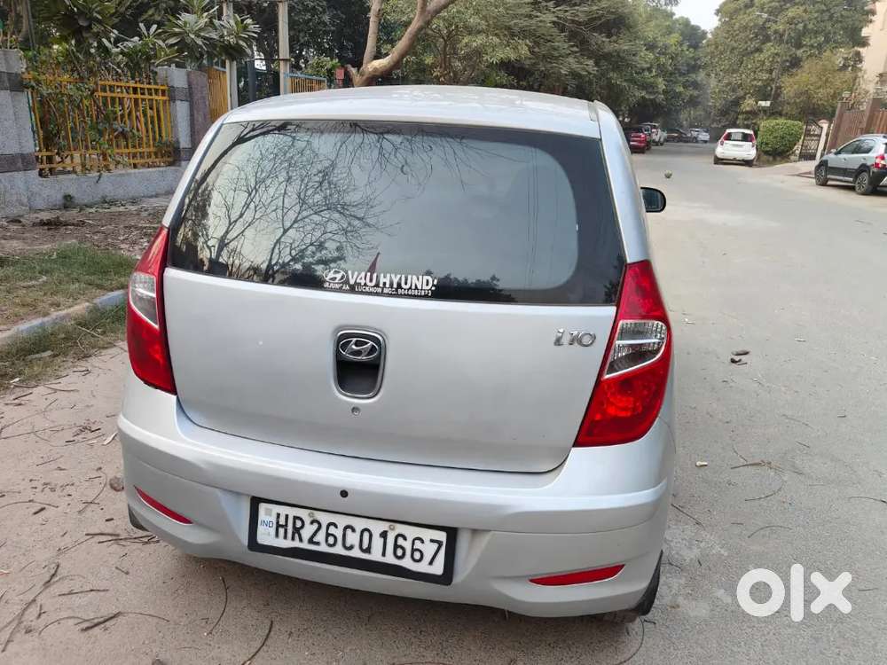 Hyundai I10 Magna – 2015  Silver  Excellent Condition