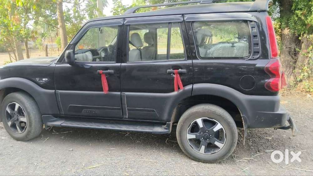 Mahindra Scorpio Mt 2025