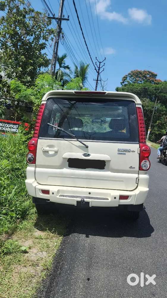 Mahindra Scorpio Vlx 2011