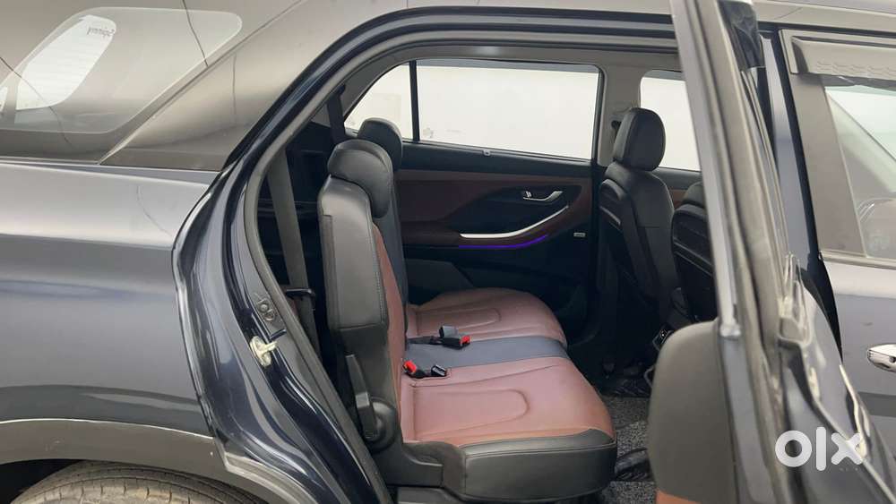 Hyundai Alcazar 1.5 Tdct Signature (o) 7s Petrol, 2023, Petrol