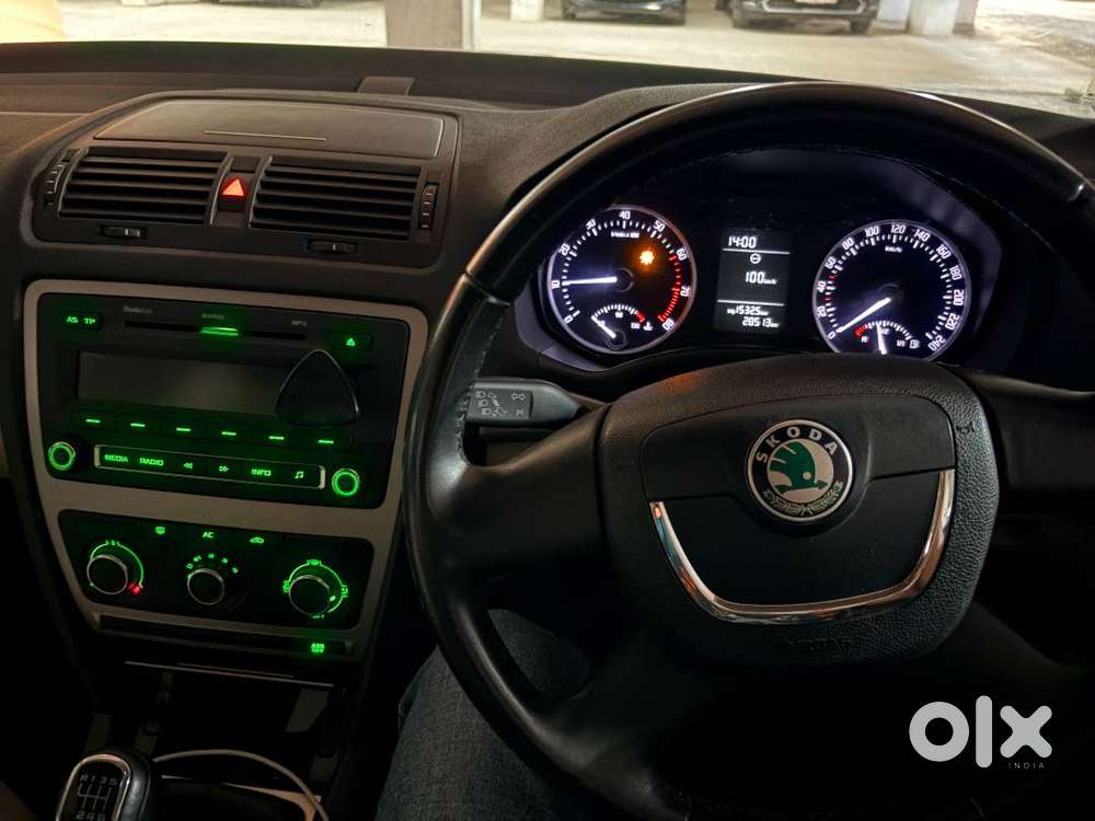 Excellent Condition 2011 Skoda Laura 1.8 Tsi Classic