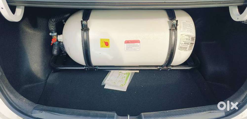 Hyundai Aura 1.2 Sx Cng, 2025, Cng & Hybrids