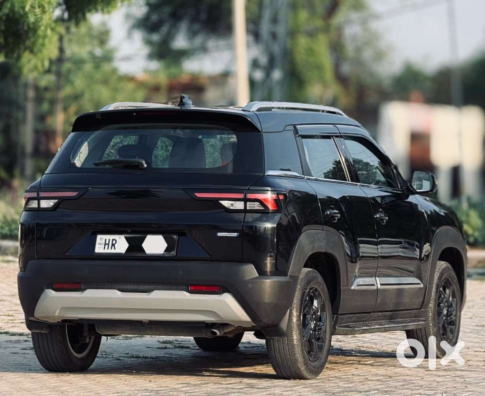 Maruti Suzuki Brezza 1.5 Zxi Plus Smart Hybrid, 2024, Petrol