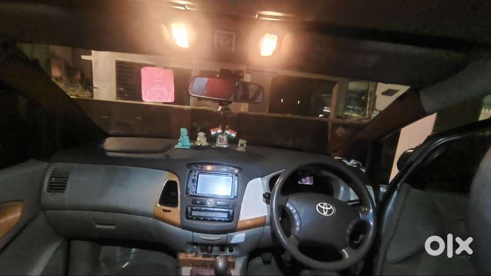 Toyota Innova Crysta 2011 Diesel  Geat Deal