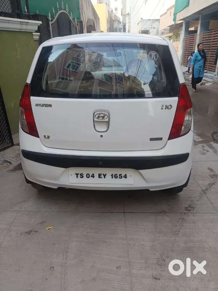 ​showroom Condition I10  Low Km Run  Urgent Sale