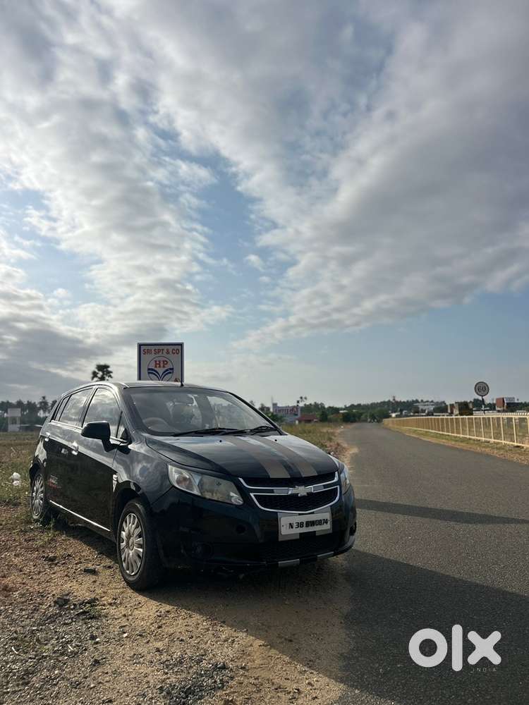 Chevrolet Sail Hatchback 2013 Year