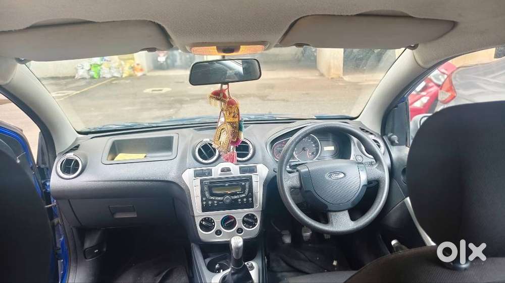 Ford Figo 2012 Petrol 40000 Km Driven