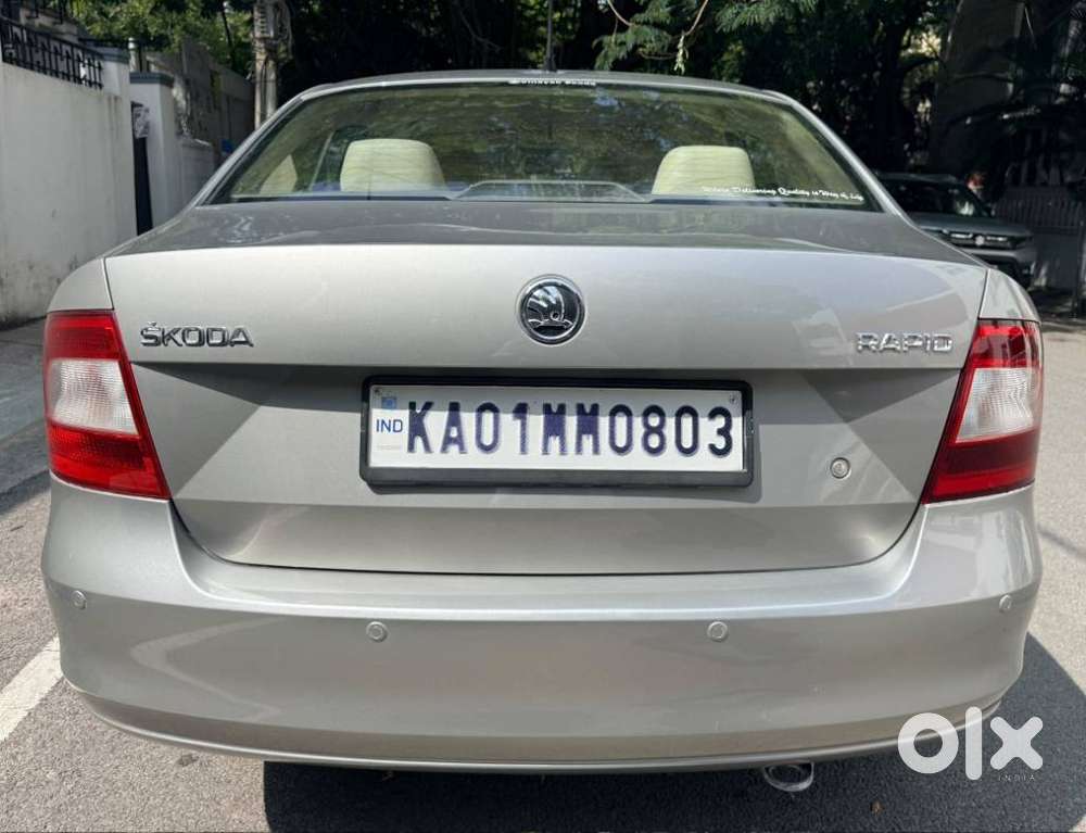 Skoda Rapid 1.6 Mpi Ambition Plus Alloy, 2015, Petrol