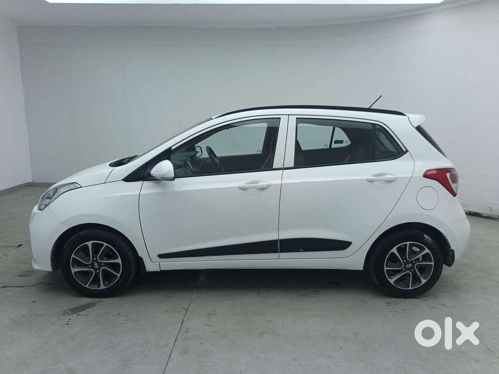Hyundai Grand I10 [2017-2020] 1.2 Kappa Vtvt Sportz At, 2018, Petrol