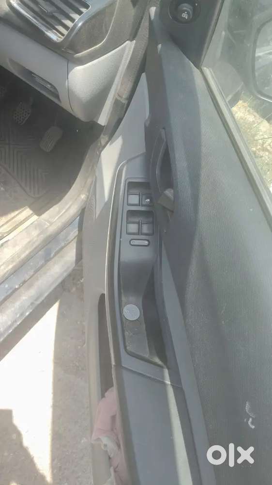 Tata Tiago 2023 Cng & Hybrids 100000 Km Driven