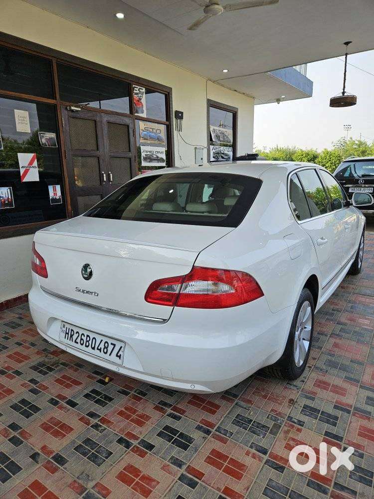 Skoda Superb 1.8 Elegance Tsi At, 2012, Petrol