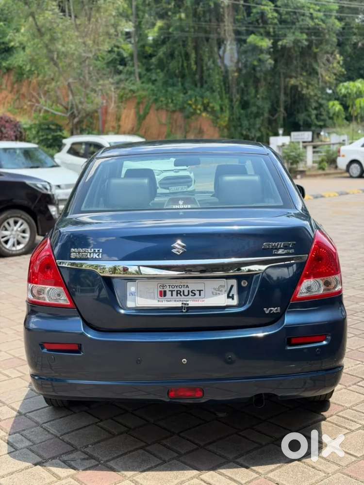 Maruti Suzuki Swift Dzire 1.3 Vxi, 2011, Petrol