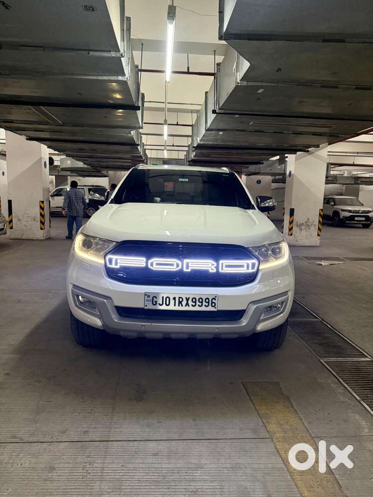 Ford Endeavour 3.2 Titanium At 4x4, 2017, Diesel