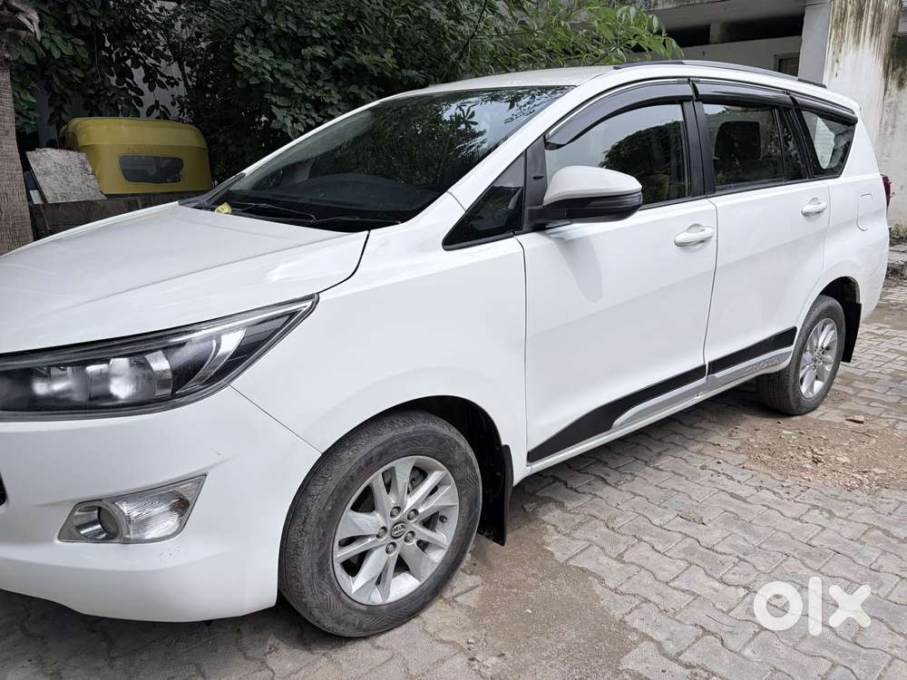 Toyota Innova Crysta 2.8 Gx At, 2018, Diesel