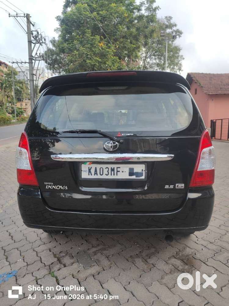Toyota Innova 2.5 G (diesel) 7 Seater Bs Iv, 2006, Diesel