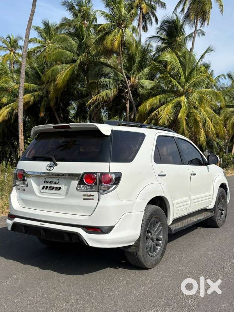 Toyota Fortuner 4x4 At, 2015, Diesel