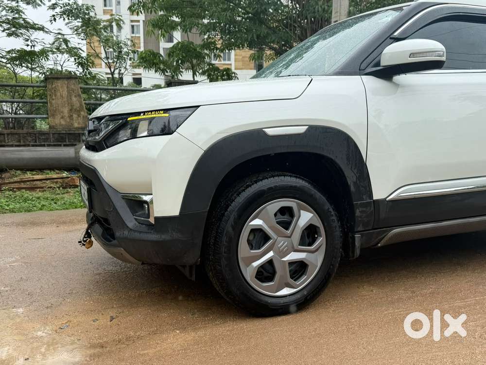 Maruti Suzuki Brezza 1.5 Vxi Smart Hybrid, 2023, Petrol