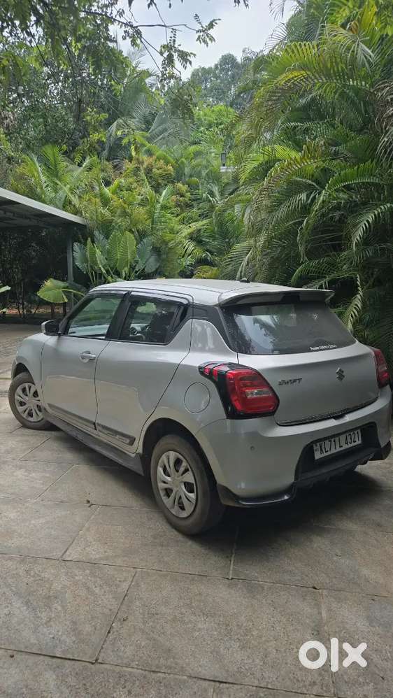 Maruti Swift 1.2 Vxi 2023