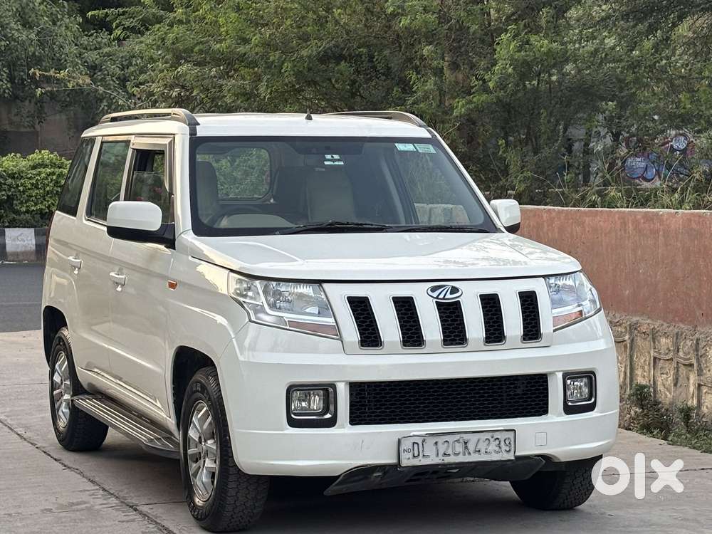 Mahindra Tuv 300 Mhawk100 T8 Amt, 2016, Diesel