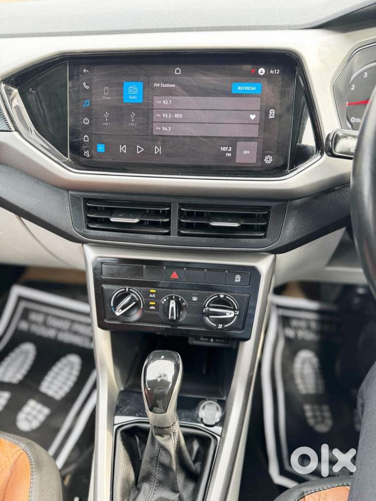 Volkswagen Taigun 1.0 Tsi Highline At, 2022, Petrol