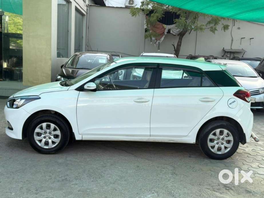 Hyundai I20 Sportz 1.2 Vtvt, 2017, Petrol