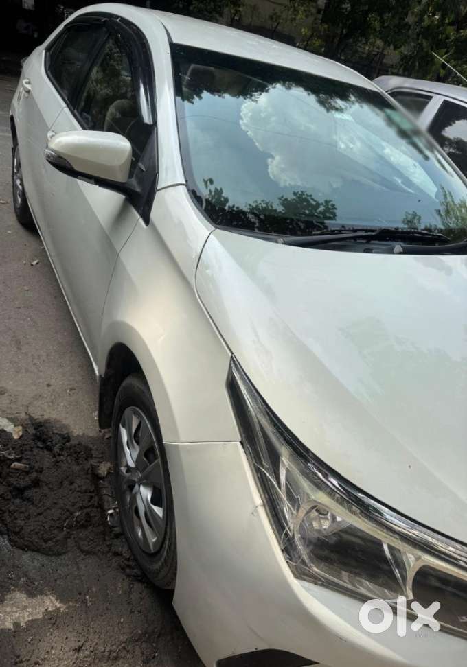 Toyota Corolla Altis 1.8 J, 2017, Petrol